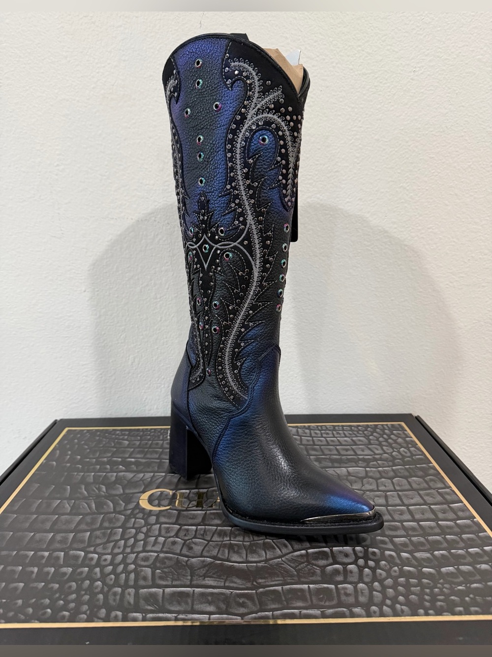 NIB CUADRA Women Leather High Boots size 7